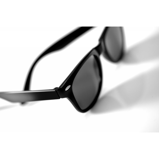 Сонцезахисні окуляри, колір чорний - V6488-03
